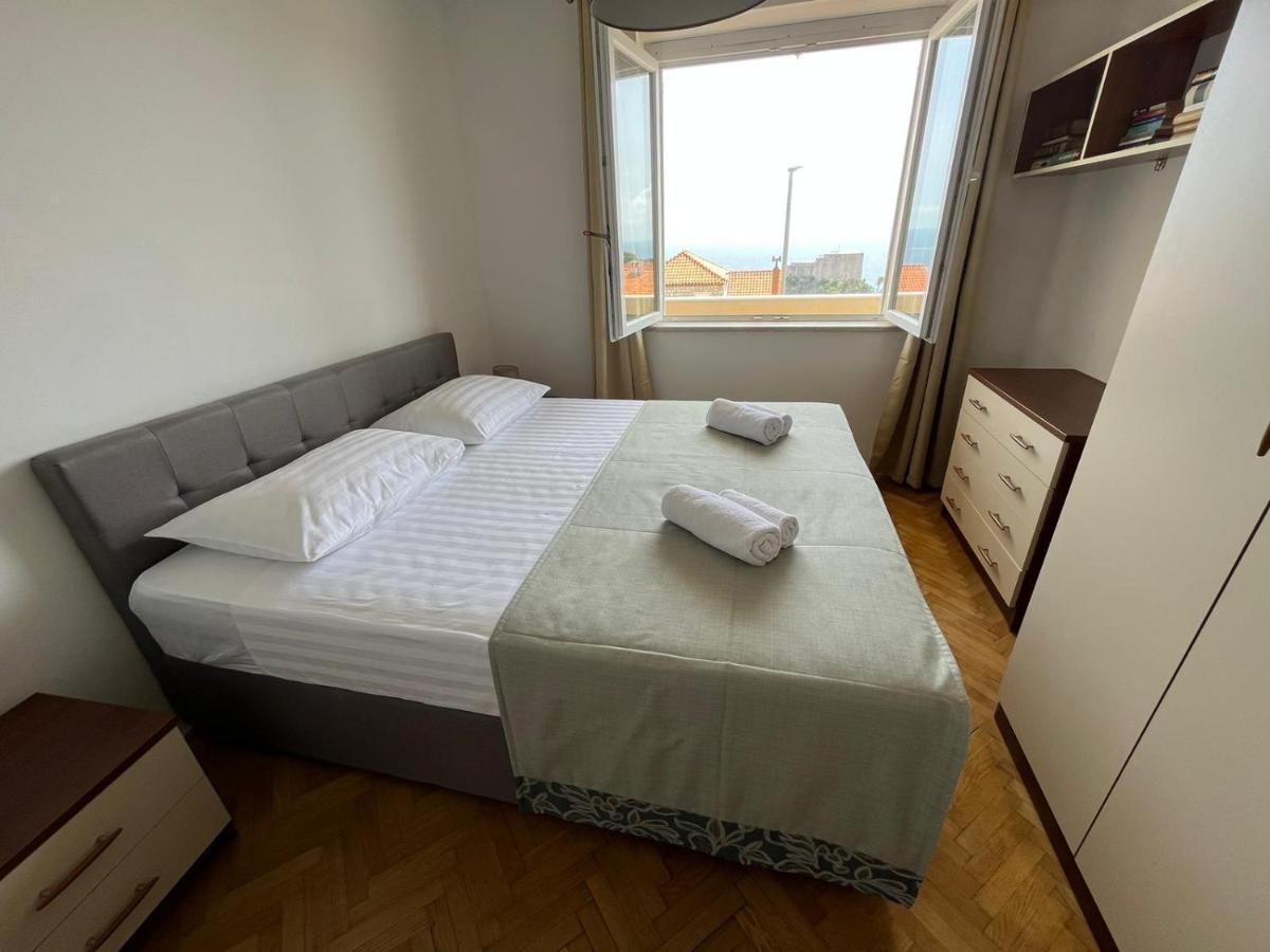 Apartment Gallery - View Of The Old Town & Free Parking Dubrovnik Bagian luar foto